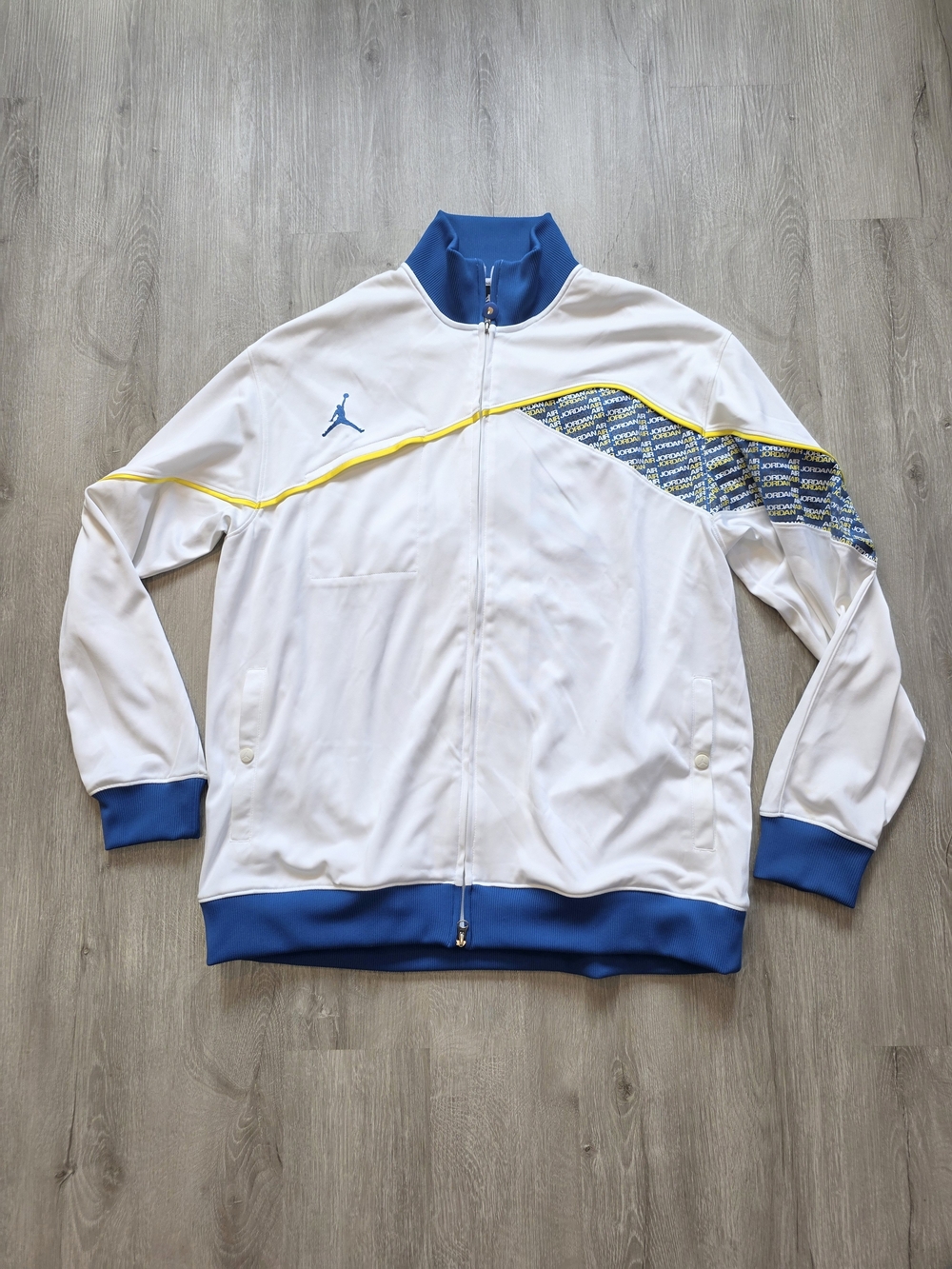 Vintage Air Jordan Track Jacket White Yellow Blue Men’s XL Jumpman Full Zip